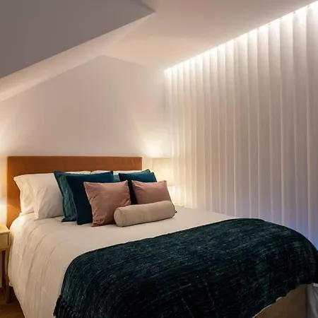 Stupendo-one Concept-center-air Conditioning-free Park Apartment *